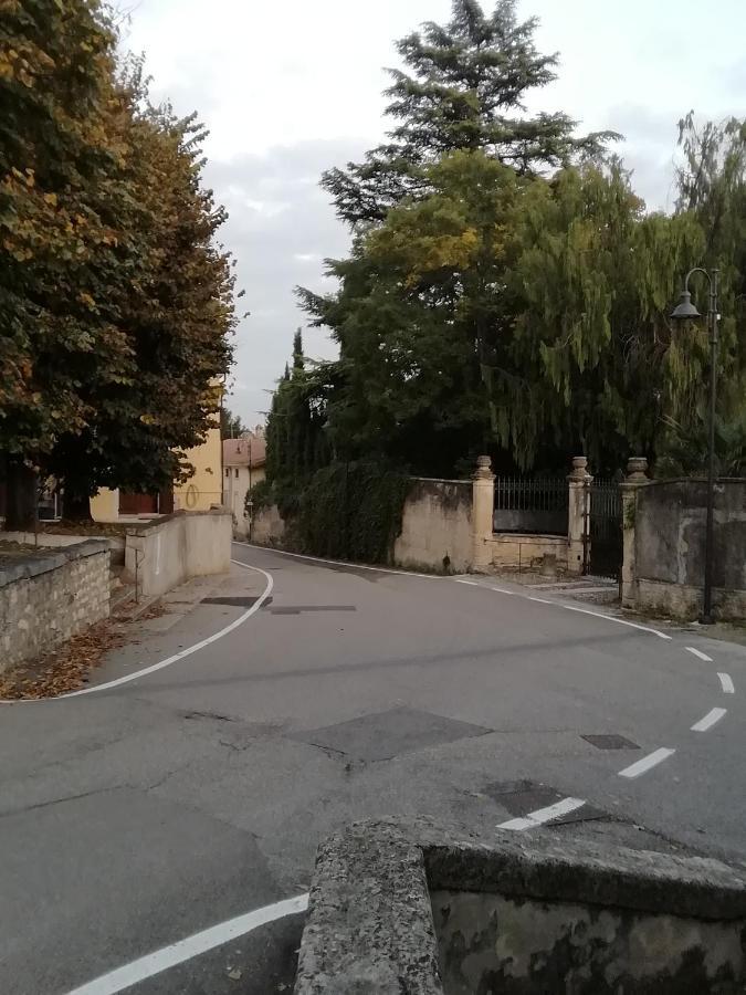 Alloggio Verona Est S. Pietro Lavagno Exterior photo