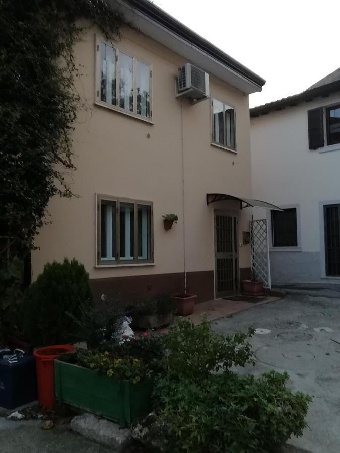 Alloggio Verona Est S. Pietro Lavagno Exterior photo